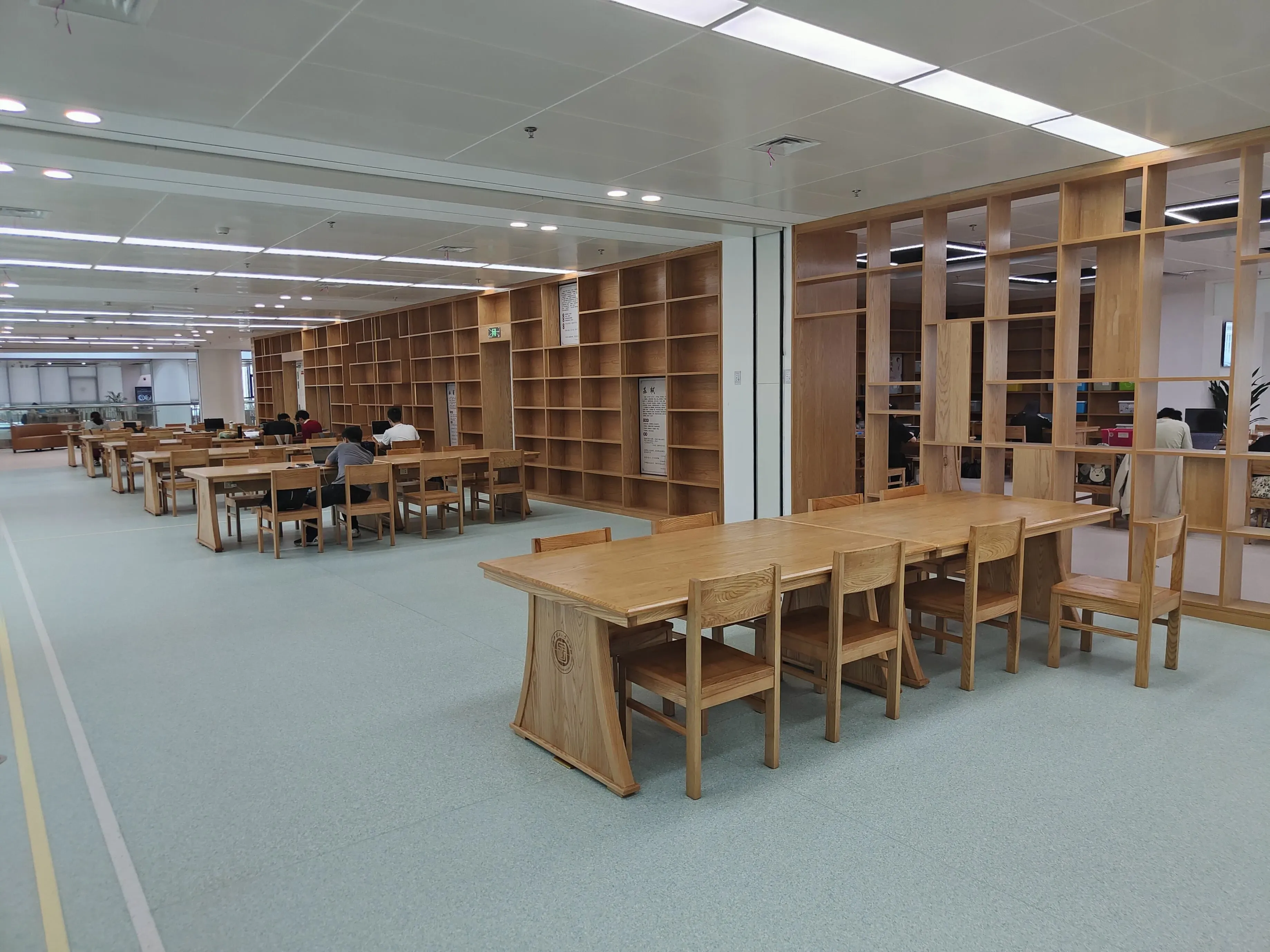 图书馆-江西理工大学三江校区-六楼自习区