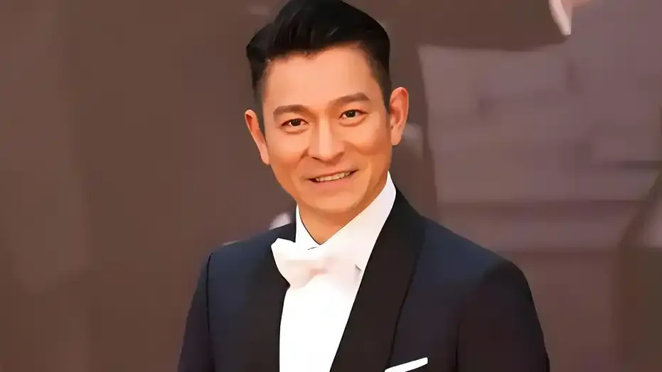 刘德华女儿“炫爸”同学不信