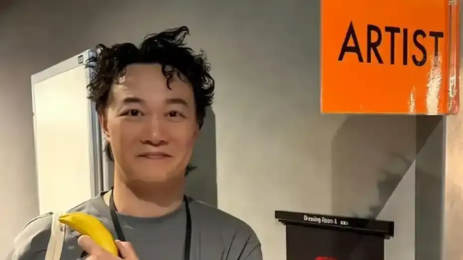 叶晓粤辟谣“陈奕迅去世”竟遭私信辱骂，网暴者就是造谣者的帮凶