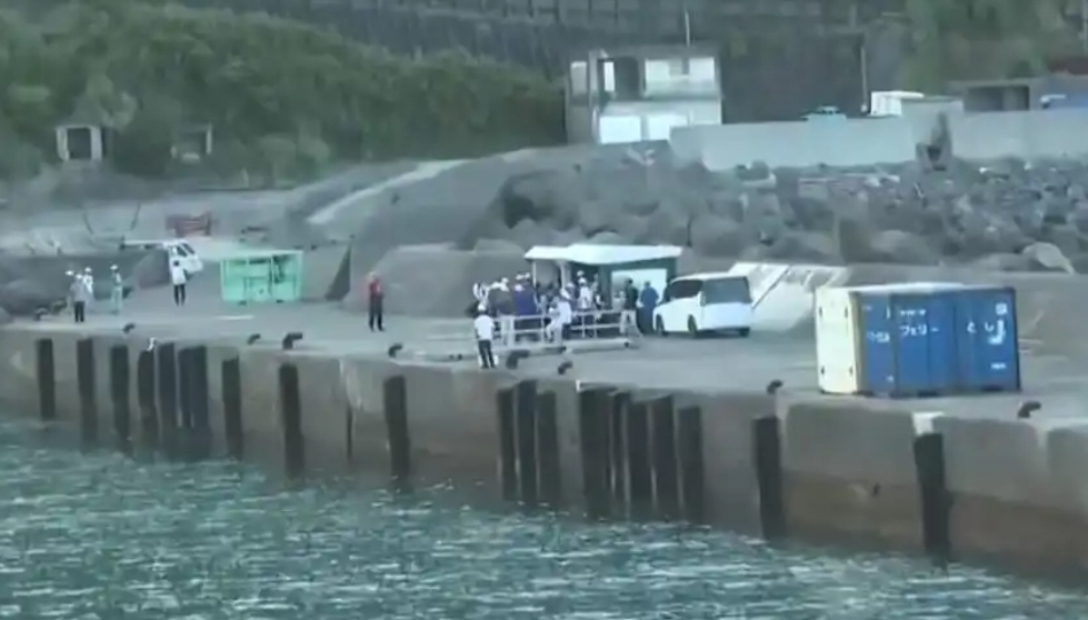 地震频发，日本吐噶喇列岛第二批岛民撤离避难