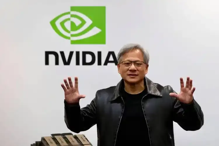 黄仁勋：总感觉公司快倒闭了