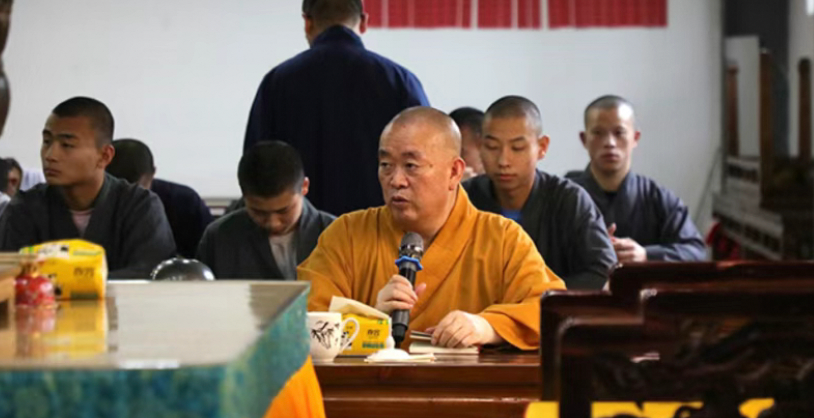 释永信带7名情人潜逃？一男子被刑拘