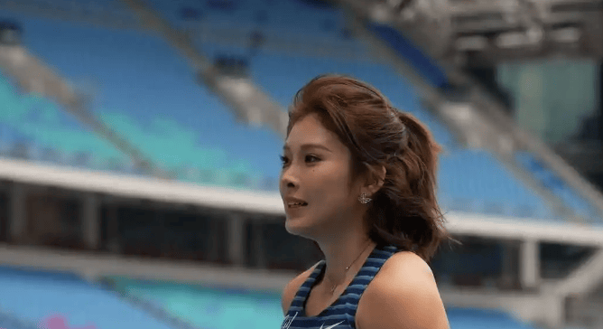 全运会100米栏决赛：刘景扬12秒81夺金