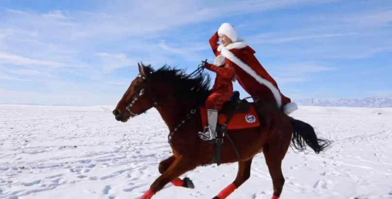 多方透露贺娇龙受伤正在救治！朋友圈显示近期仍在推广农文旅