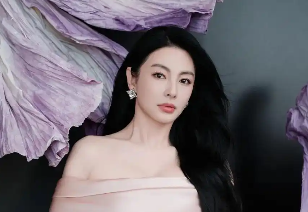 张雨绮被实名举报代孕、插足婚姻，对方时隔一年后公布警方调查结果